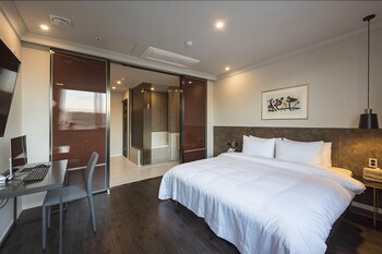 Guseo Browndot Hotel 3*
