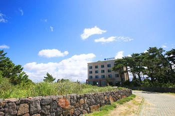 Hae Hotel Jeju 2*