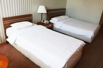 Prime Tourist Hotel 2*