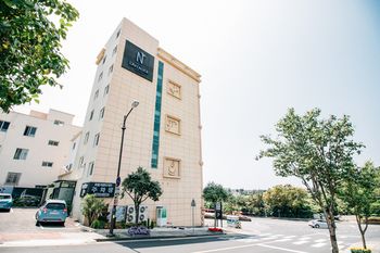 Hotel Lavender Jeju 2*