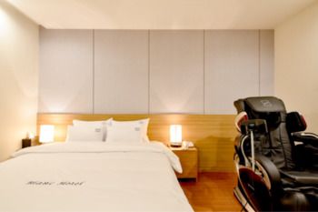 BLANC Business Hotel 2*