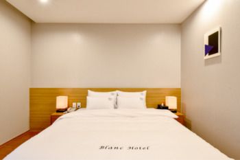 BLANC Business Hotel 2*