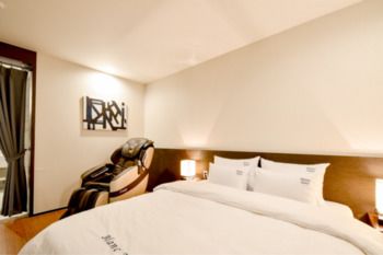BLANC Business Hotel 2*