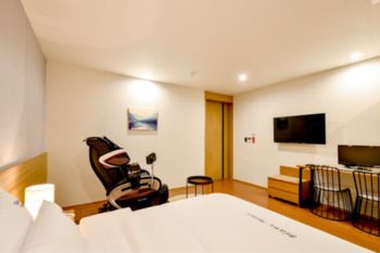 BLANC Business Hotel 2*