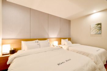 BLANC Business Hotel 2*