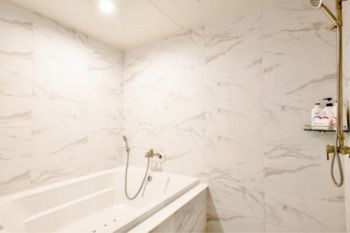 BLANC Business Hotel 2*