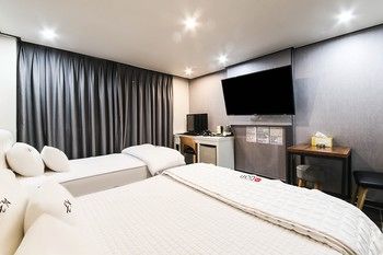 Hotel Don 2*