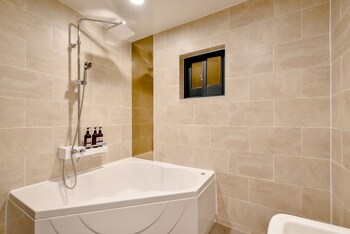 French Code Hotel 2*