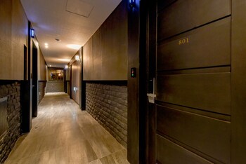 French Code Hotel 2*