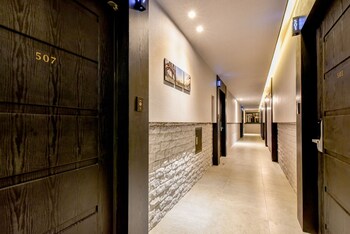 French Code Hotel 2*