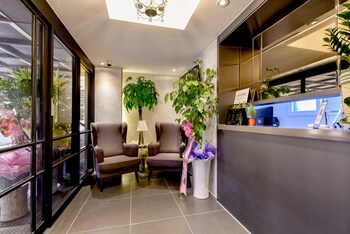 French Code Hotel 2*