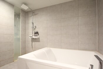 French Code Hotel 2*