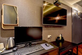 French Code Hotel 2*