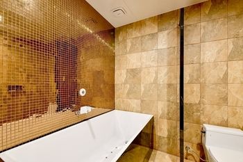 Masan Almond Hotel 3*