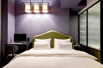 Masan Almond Hotel 3*