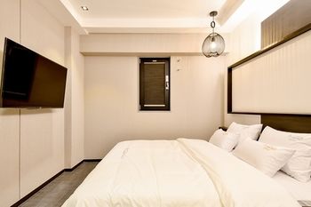 Masan Almond Hotel 3*