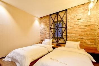Masan Almond Hotel 3*