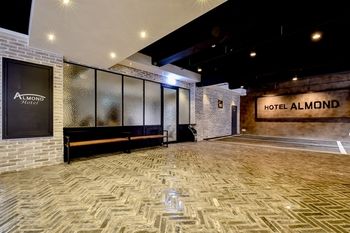 Masan Almond Hotel 3*