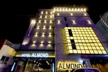 Masan Almond Hotel 3*