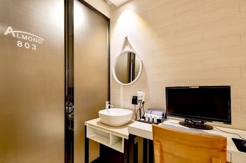 Masan Almond Hotel 3*