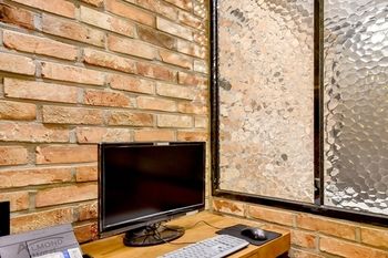 Masan Almond Hotel 3*