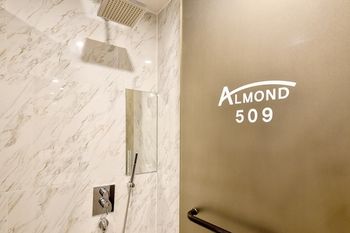 Masan Almond Hotel 3*