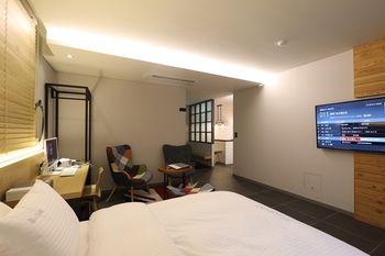 Suwon Saint Hotel 3*