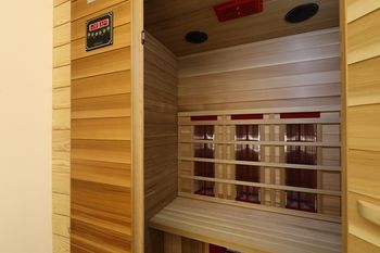 Suwon Saint Hotel 3*