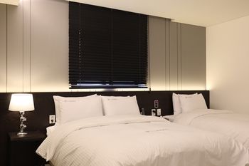 Suwon Saint Hotel 3*