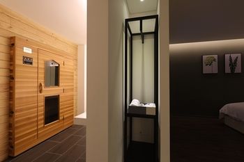 Suwon Saint Hotel 3*