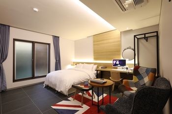 Suwon Saint Hotel 3*