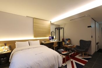 Suwon Saint Hotel 3*