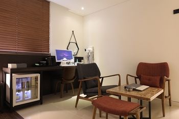 Suwon Saint Hotel 3*