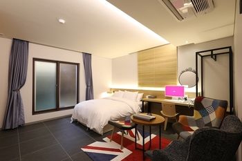 Suwon Saint Hotel 3*