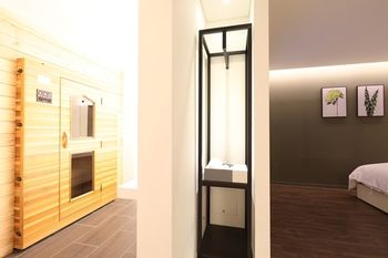 Suwon Saint Hotel 3*