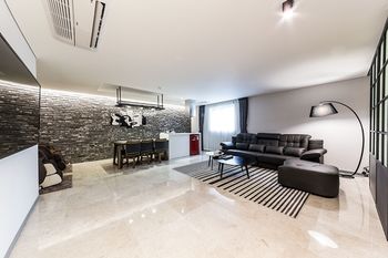Suwon Saint Hotel 3*