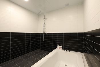 Suwon Saint Hotel 3*