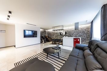 Suwon Saint Hotel 3*