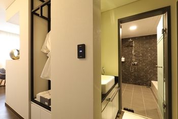 Suwon Saint Hotel 3*