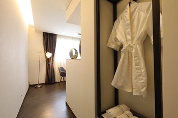 Suwon Saint Hotel 3*