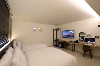 Suwon Saint Hotel 3*