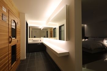 Suwon Saint Hotel 3*
