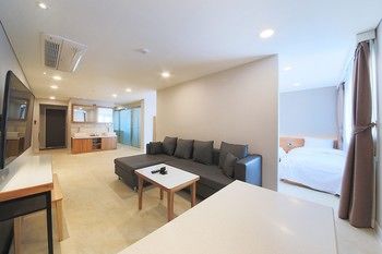 Anyang CNC Hotel 3*