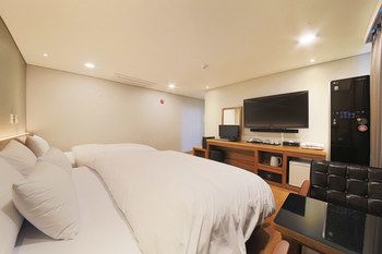 Anyang CNC Hotel 3*