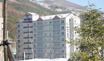 High Valley Hotel 2*