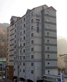 High Valley Hotel 2*