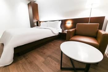 Golden River Hotel 2*