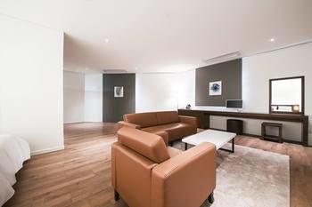 Golden River Hotel 2*