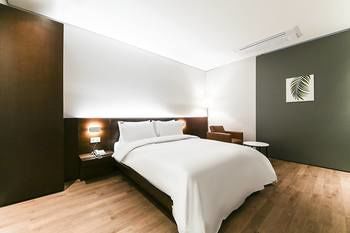 Golden River Hotel 2*