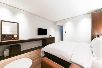 Golden River Hotel 2*